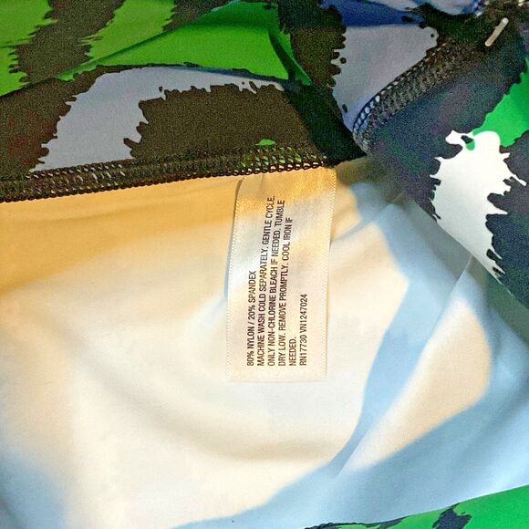 Diane Von Furstenberg DVF Target Disco Zebra Bike Shorts Green Blue Size XXS NWT - Picture 3 of 8